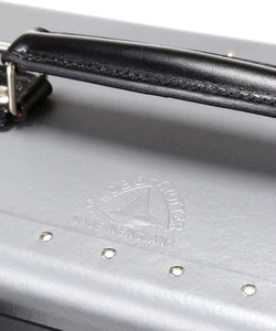 Globe-Trotter X Todd Snyder 21" Suitcase in Grey